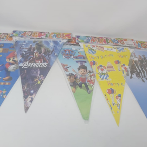 TRIANGULAR PARTY BANNER ASSR CHARACTERS,34*26CM