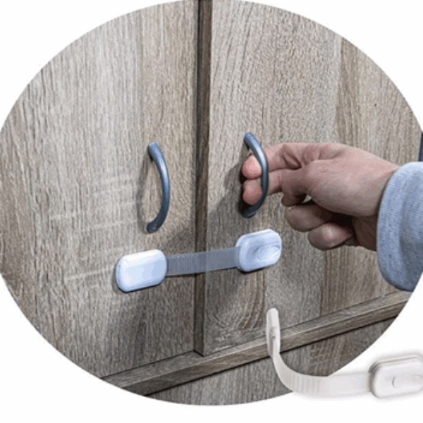 CHILD SAFETY LOCK