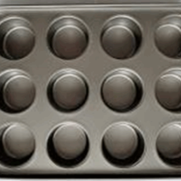 12 CUPCAKES BAKING PAN