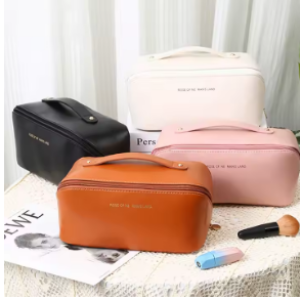 COSMETIC BAG
